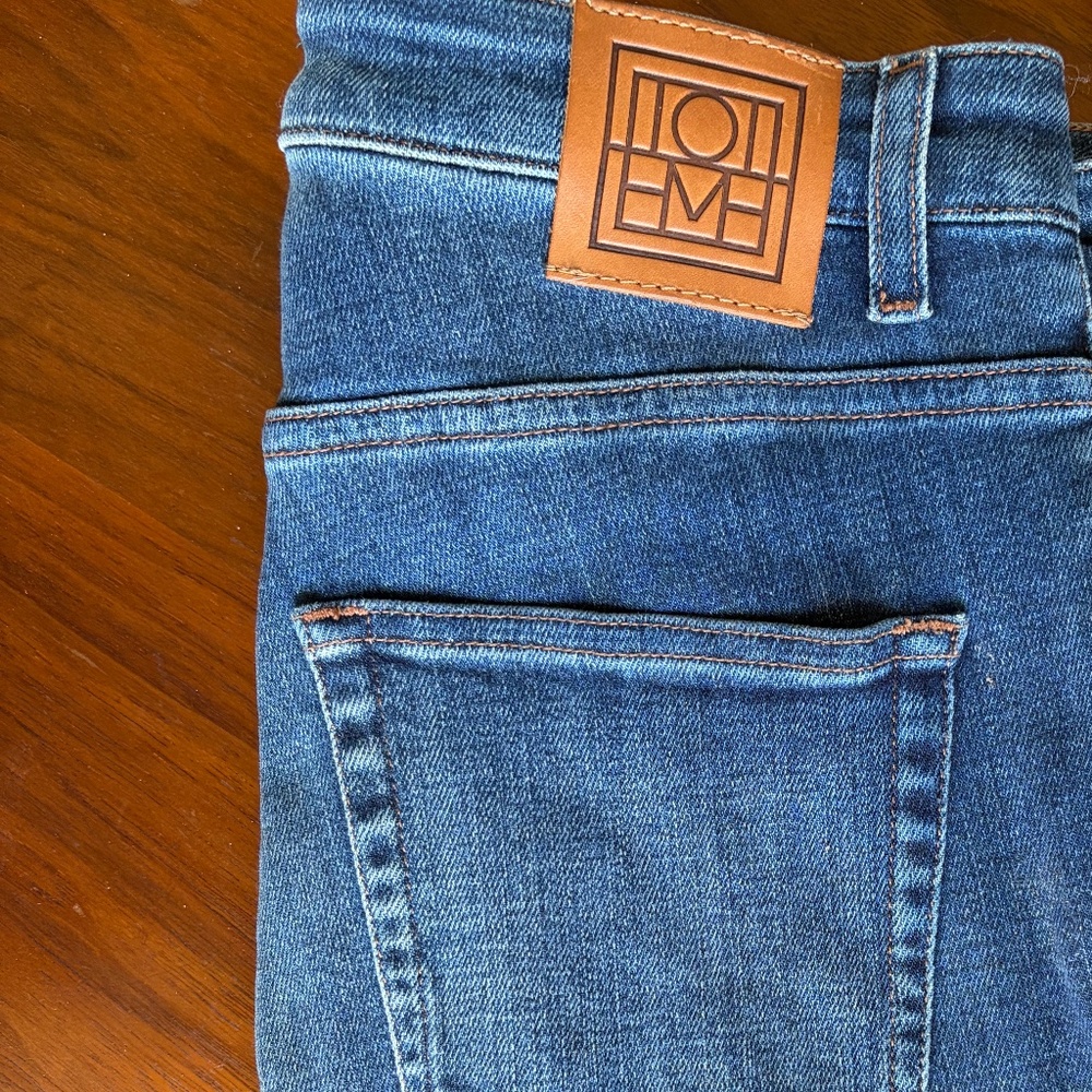 Toteme slim denim jeans in size 27